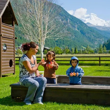 Moderne Dachwohnung Naehe Zermatt Mit Balkon Appartamento