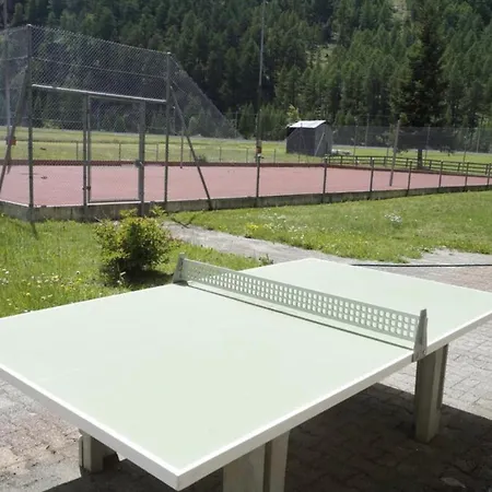 아파트 Moderne Dachwohnung Naehe Zermatt Mit Balkon *