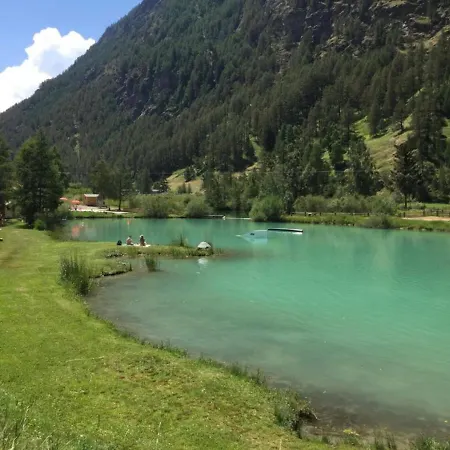 아파트 Moderne Dachwohnung Naehe Zermatt Mit Balkon