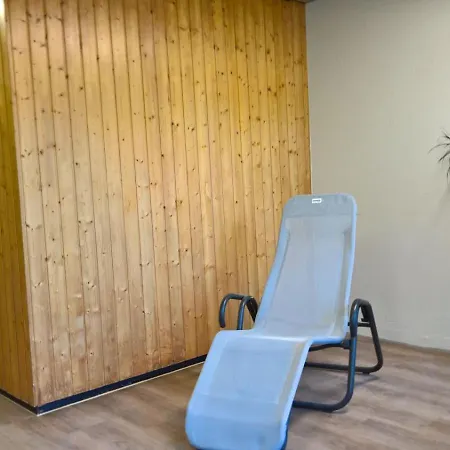 아파트 Moderne Dachwohnung Naehe Zermatt Mit Balkon 태쉬