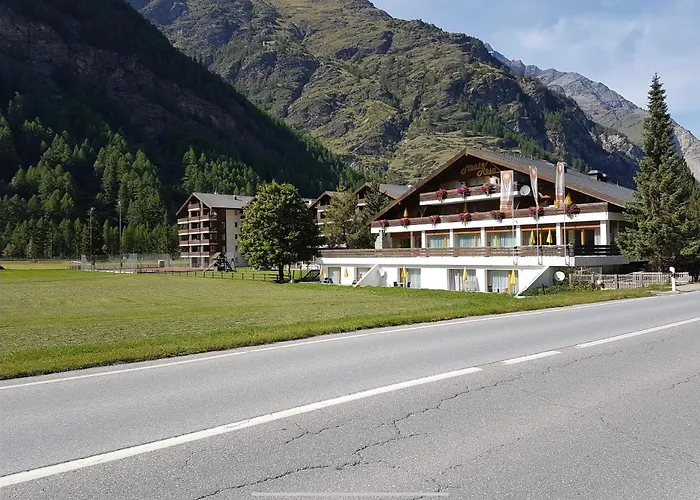 Moderne Dachwohnung Naehe Zermatt Mit Balkon Täsch